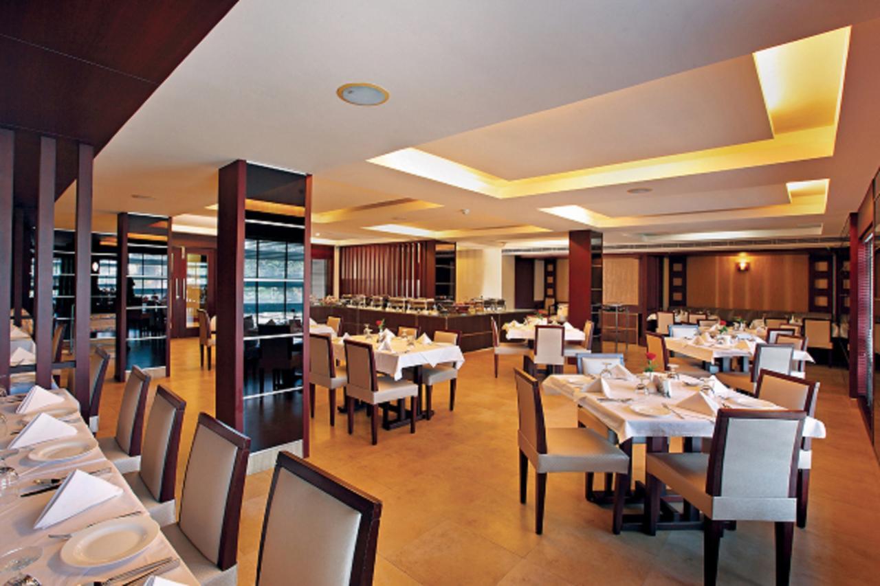 Broad Bean Cochin Hotel Kochi Exterior photo